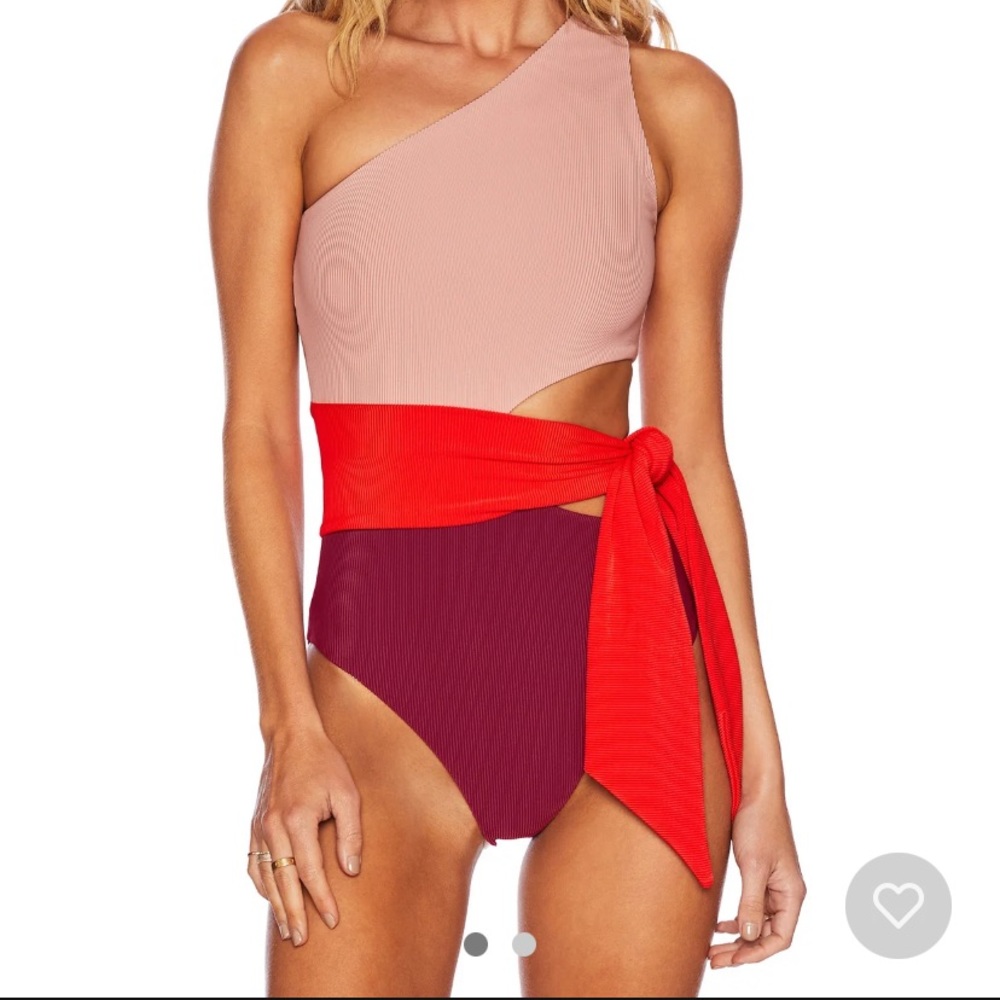 One piece Beach riot M